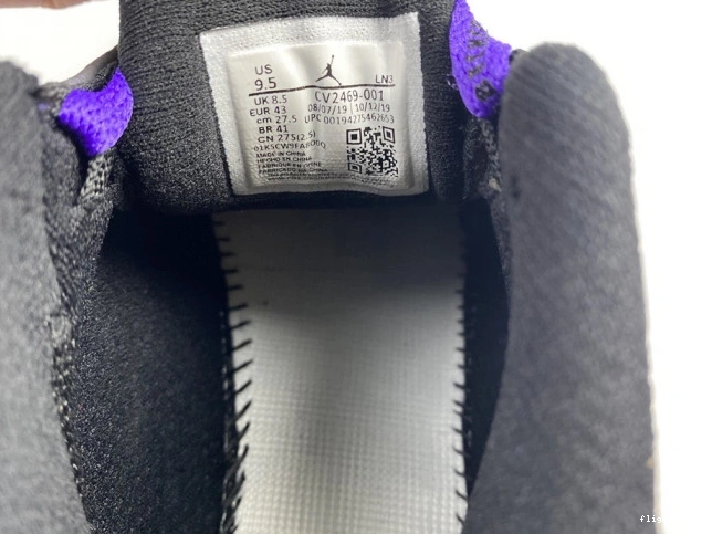 '' 14 AIR DOERNBECHER JORDAN RETRO CV2469-001 0709